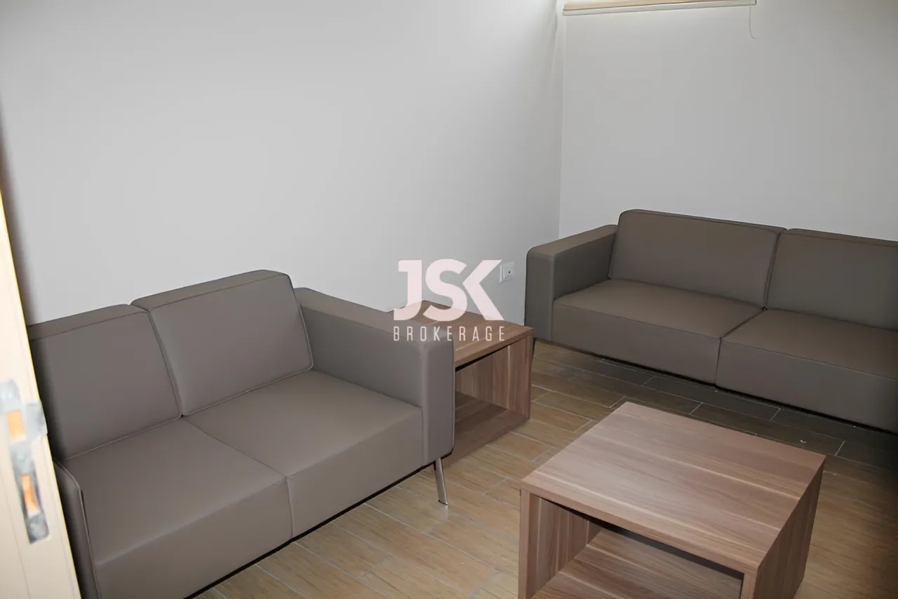 Office for Sale in Daoura