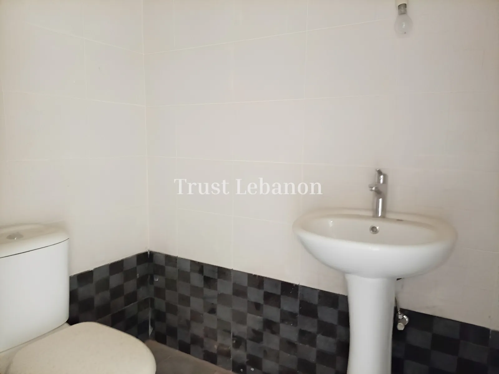 Apartment for sale in Ain Aalaq, Lebanon