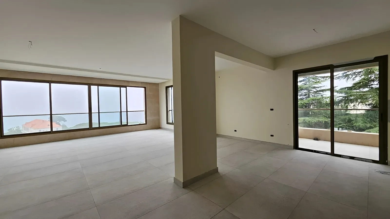 Apartment for Sale in Ajaltoun - 3 bed, 3 bath