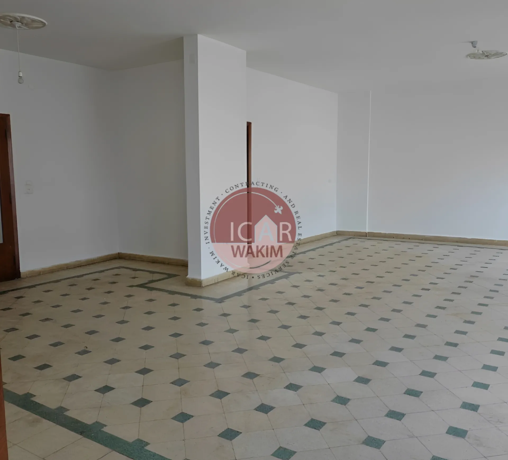 Apartment for sale in Forn El Chebbak