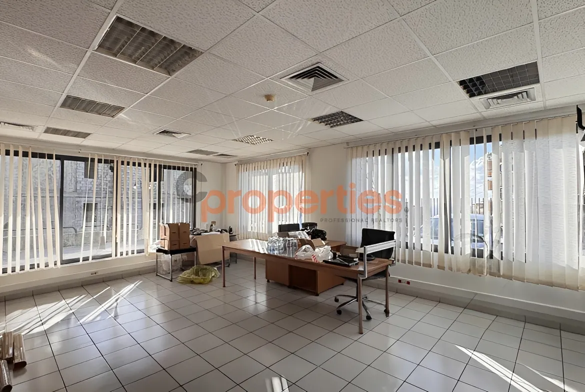 Office for Rent in Aaoukar