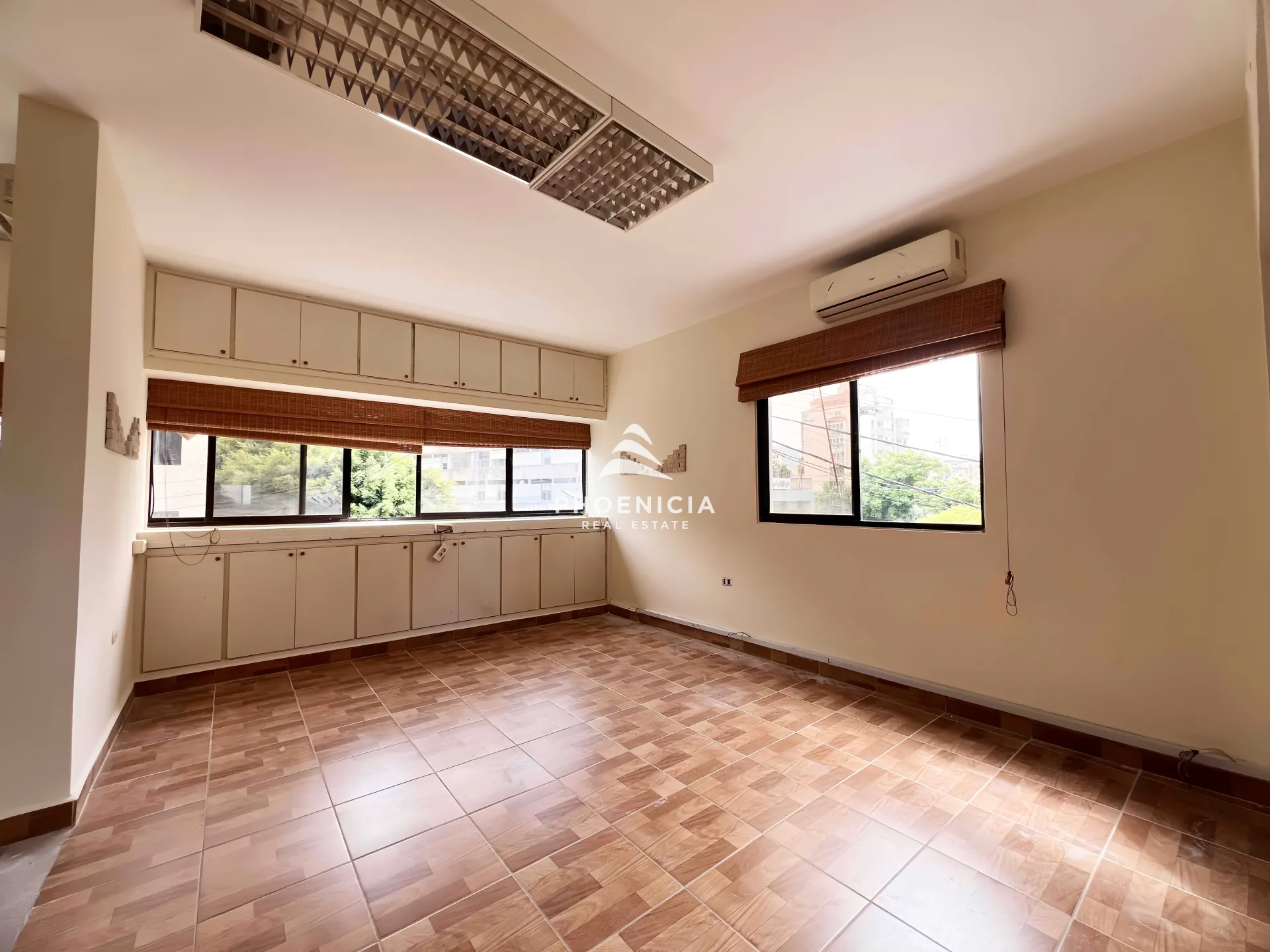 Office for Sale in Byblos