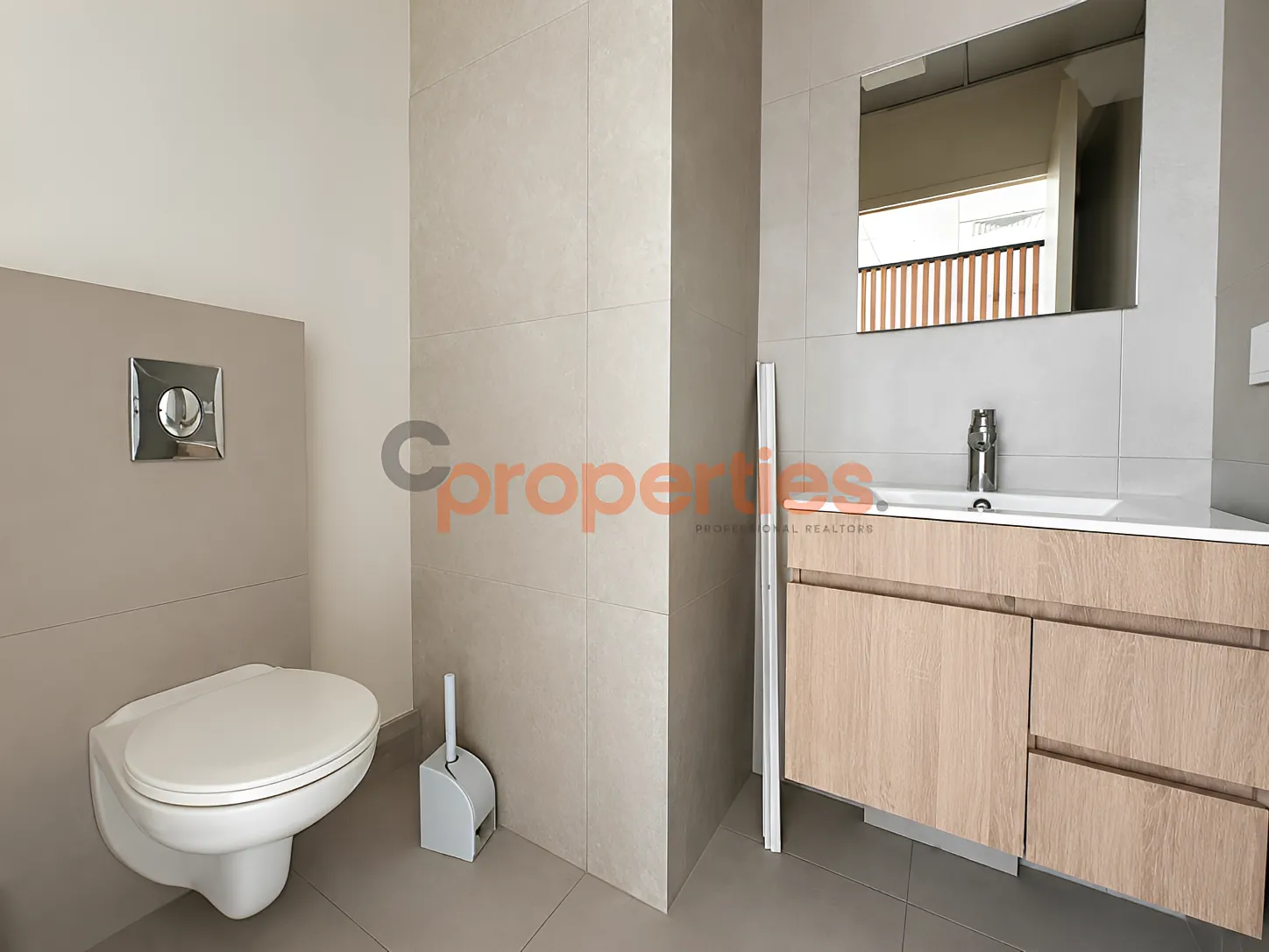 Office for rent in Antelias, Lebanon