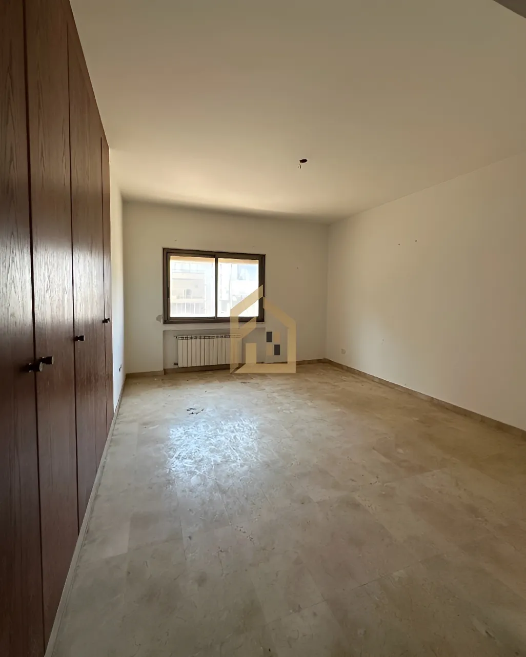 Apartment for sale in Manara