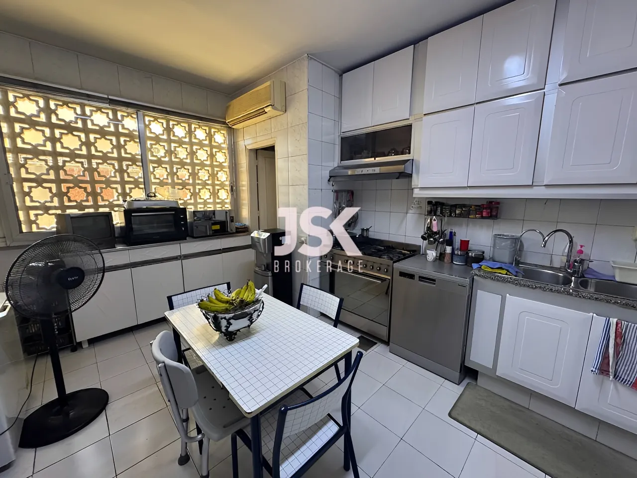 Apartment for Sale in Mar Elias