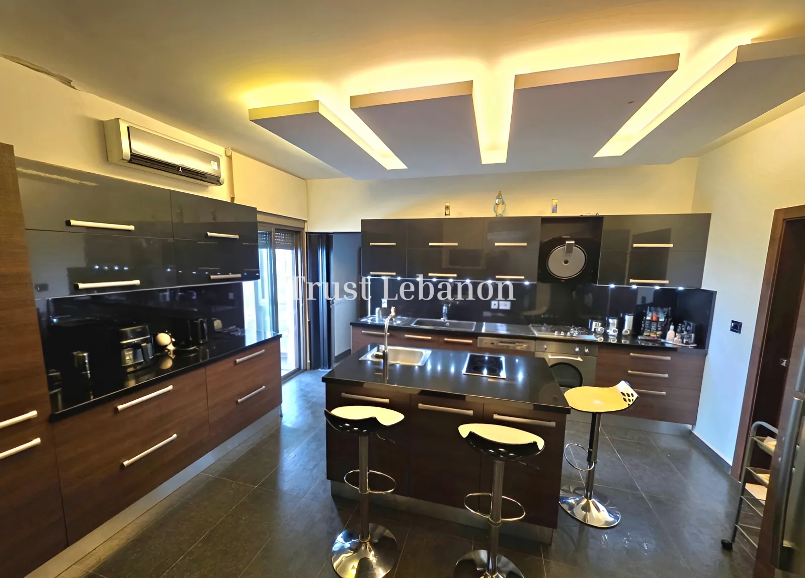 Duplex for sale in Kfar Hbab, Lebanon