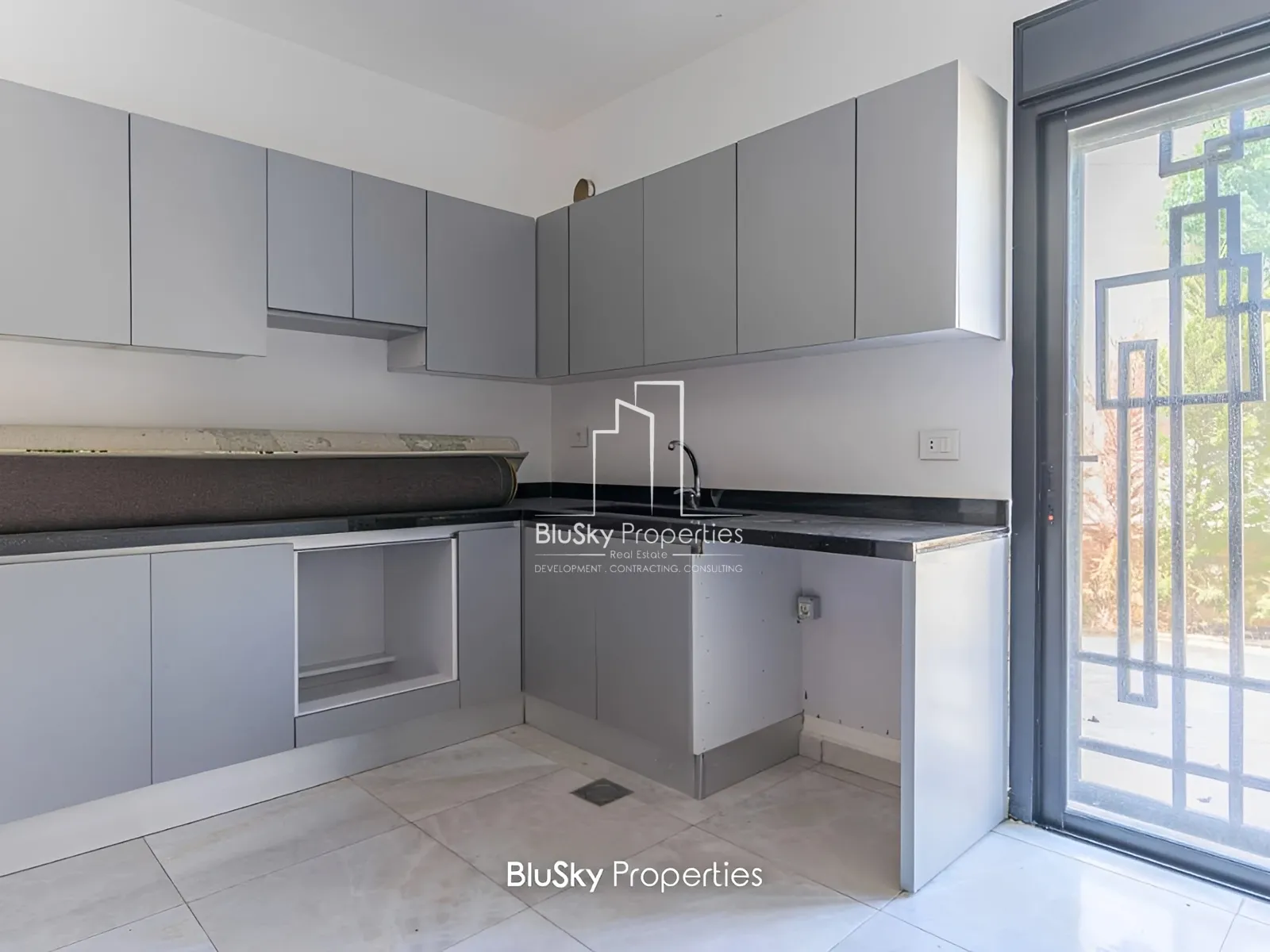 Apartment for Sale in Blat