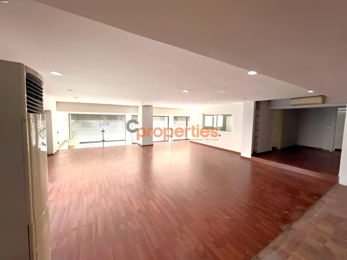 Showroom for Rent in Zalqa