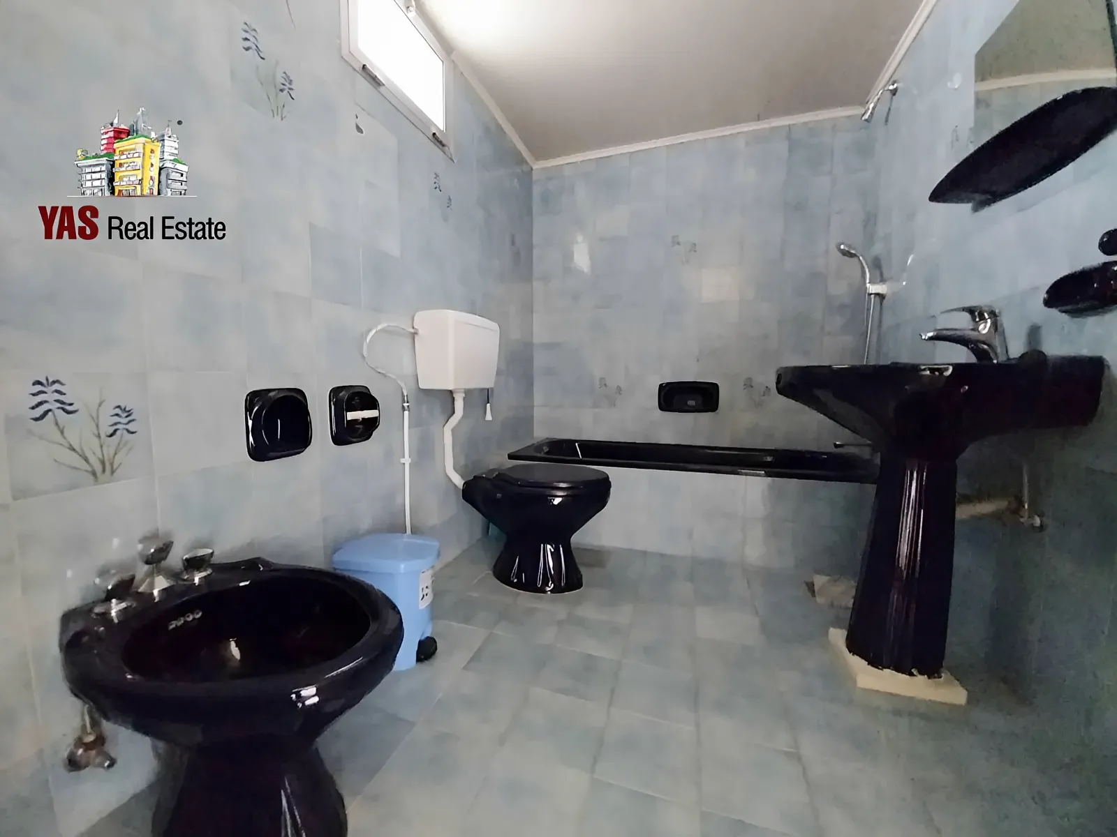 Apartment for Rent in Ballouneh
