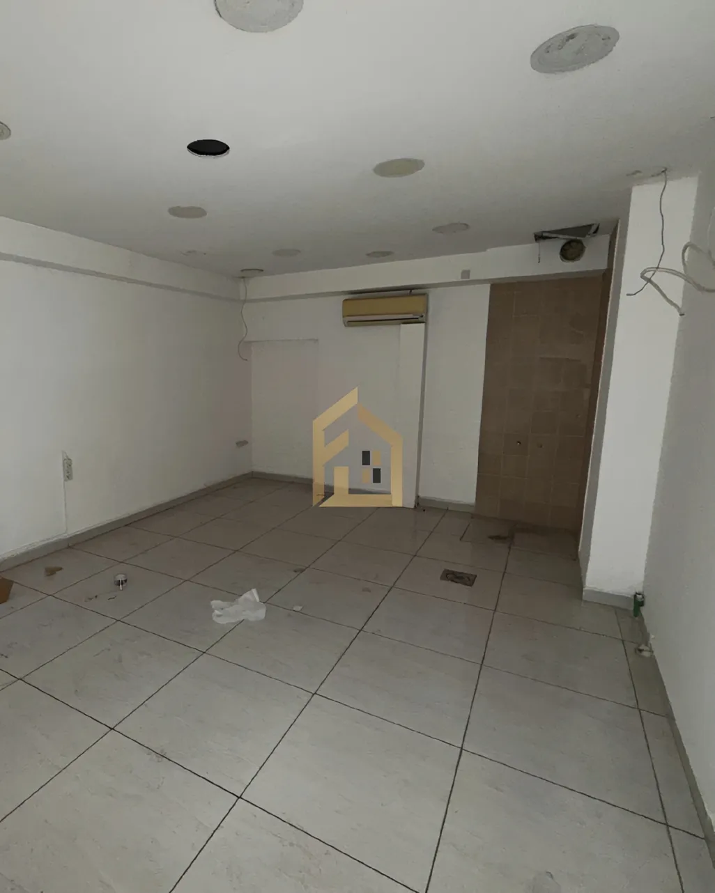 Shop for rent in Sodeco, Beirut, Lebanon