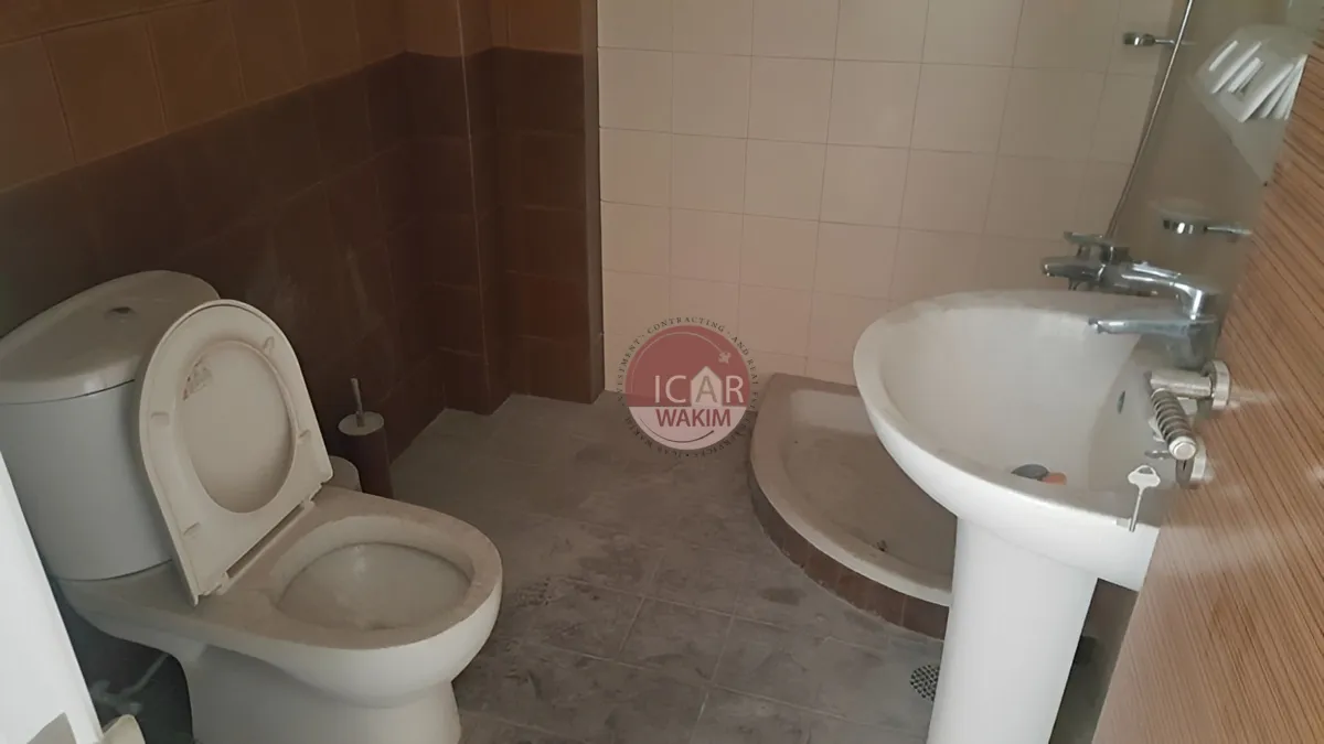 Office for rent in Jdeideh