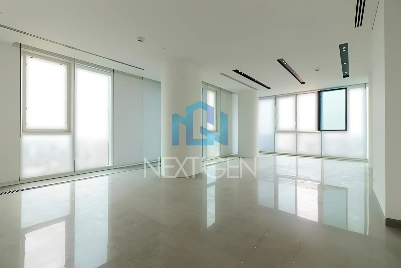 Apartment for Sale in Achrafieh - 3 bed, 5 bath