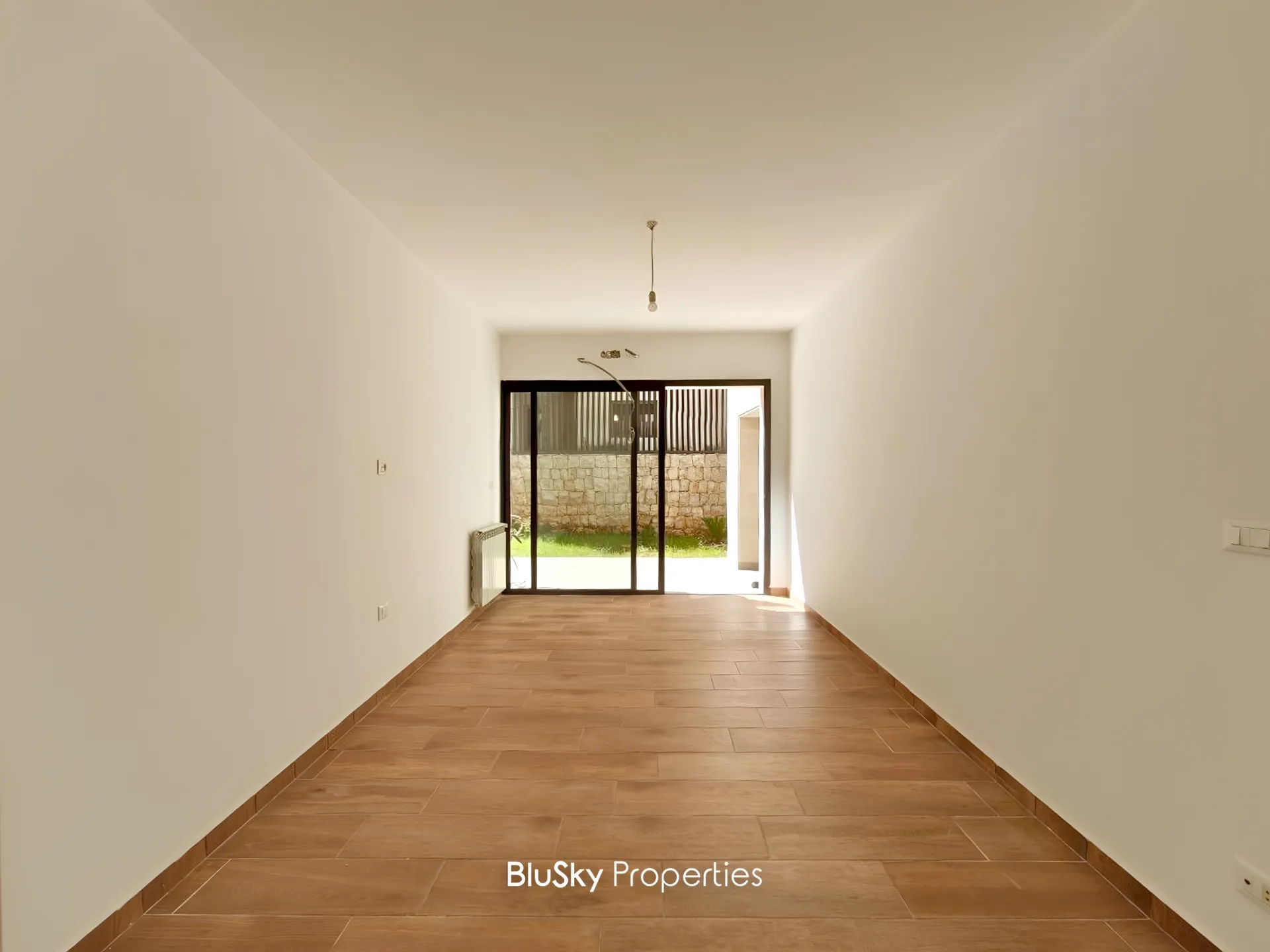 Apartment for sale in Ballouneh