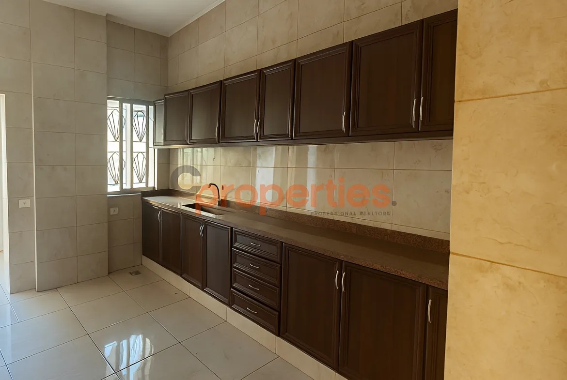Office for rent in Dekwaneh