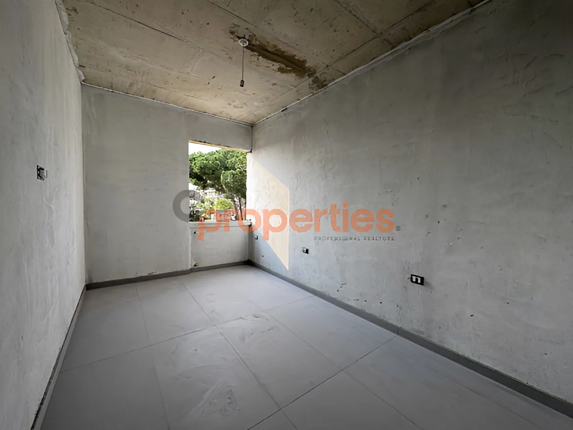 Apartment for Sale in Ain Aar
