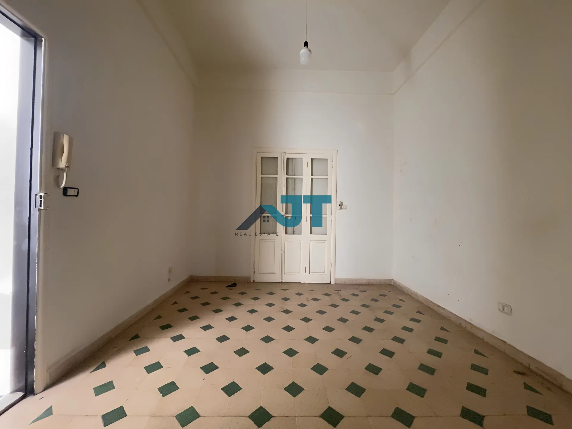 Apartment for Rent in Mar Mikhael, Achrafieh
