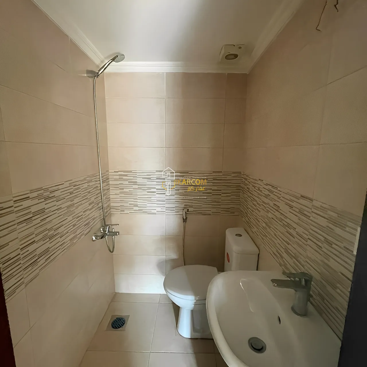 Apartment for Sale in Msaytbe - 3 bed, 4 bath