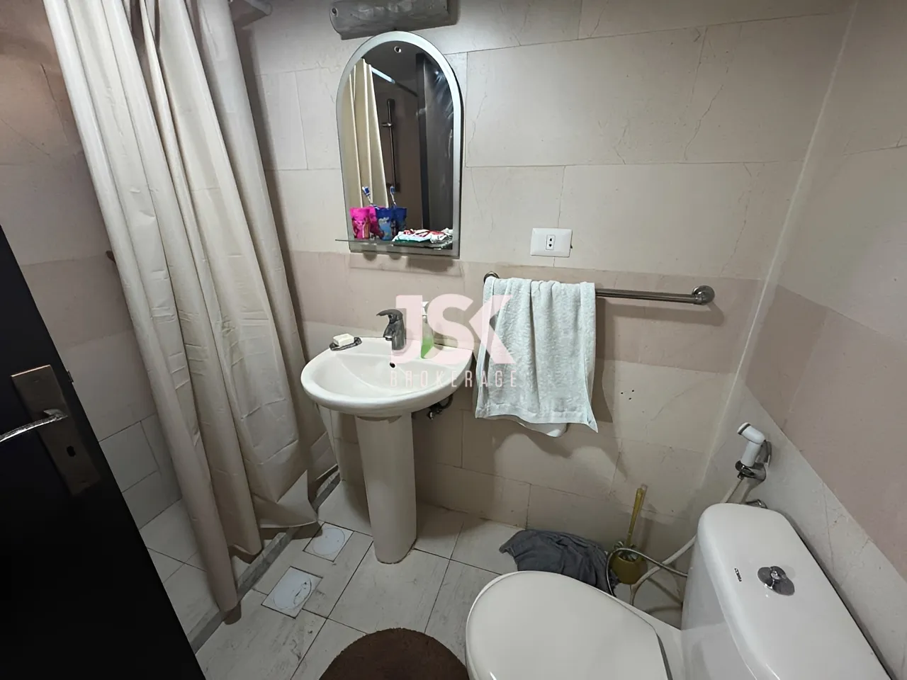 Apartment for Sale in Bourj Abi Haydar