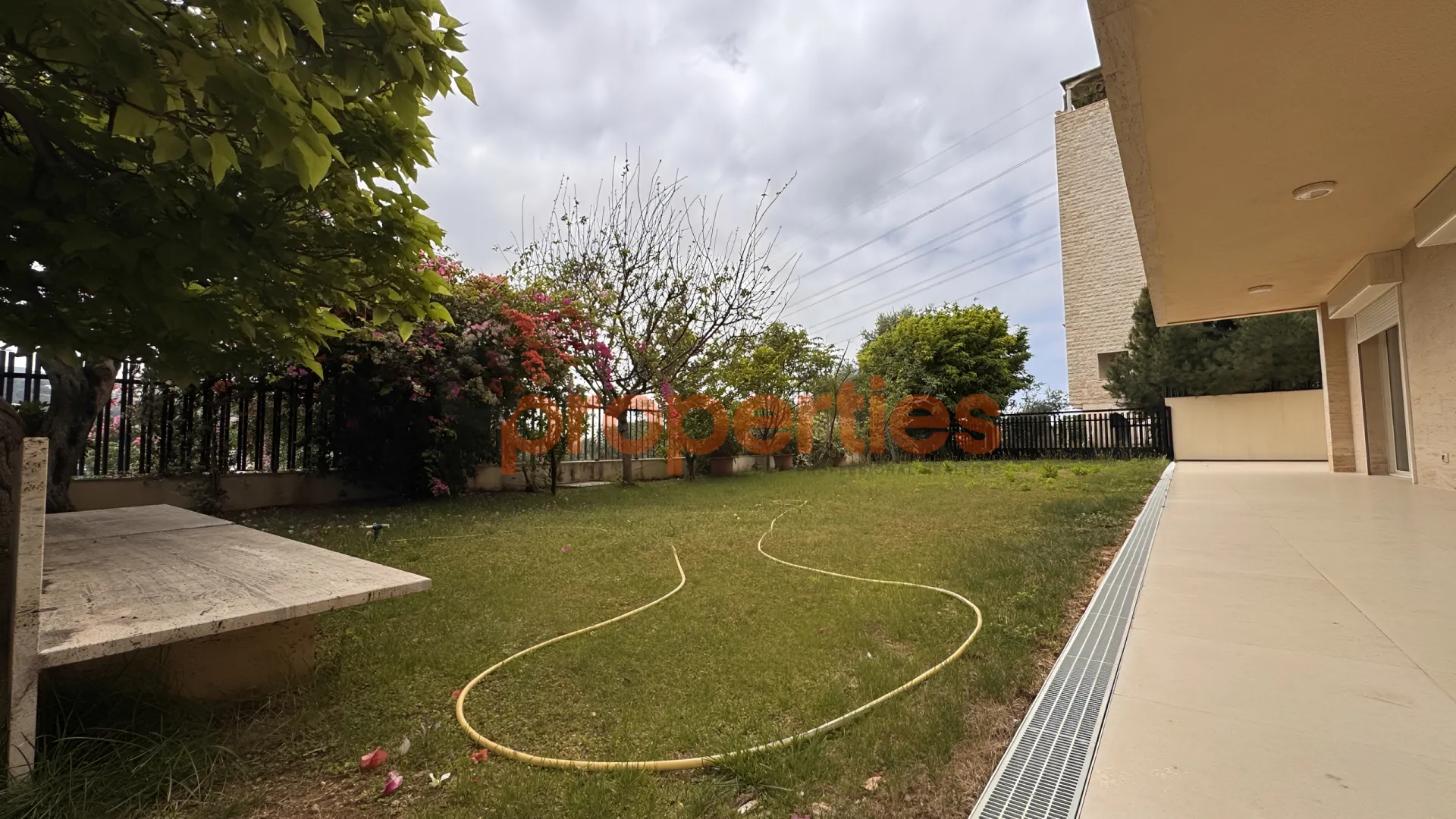 Apartment for Sale in Naqqache