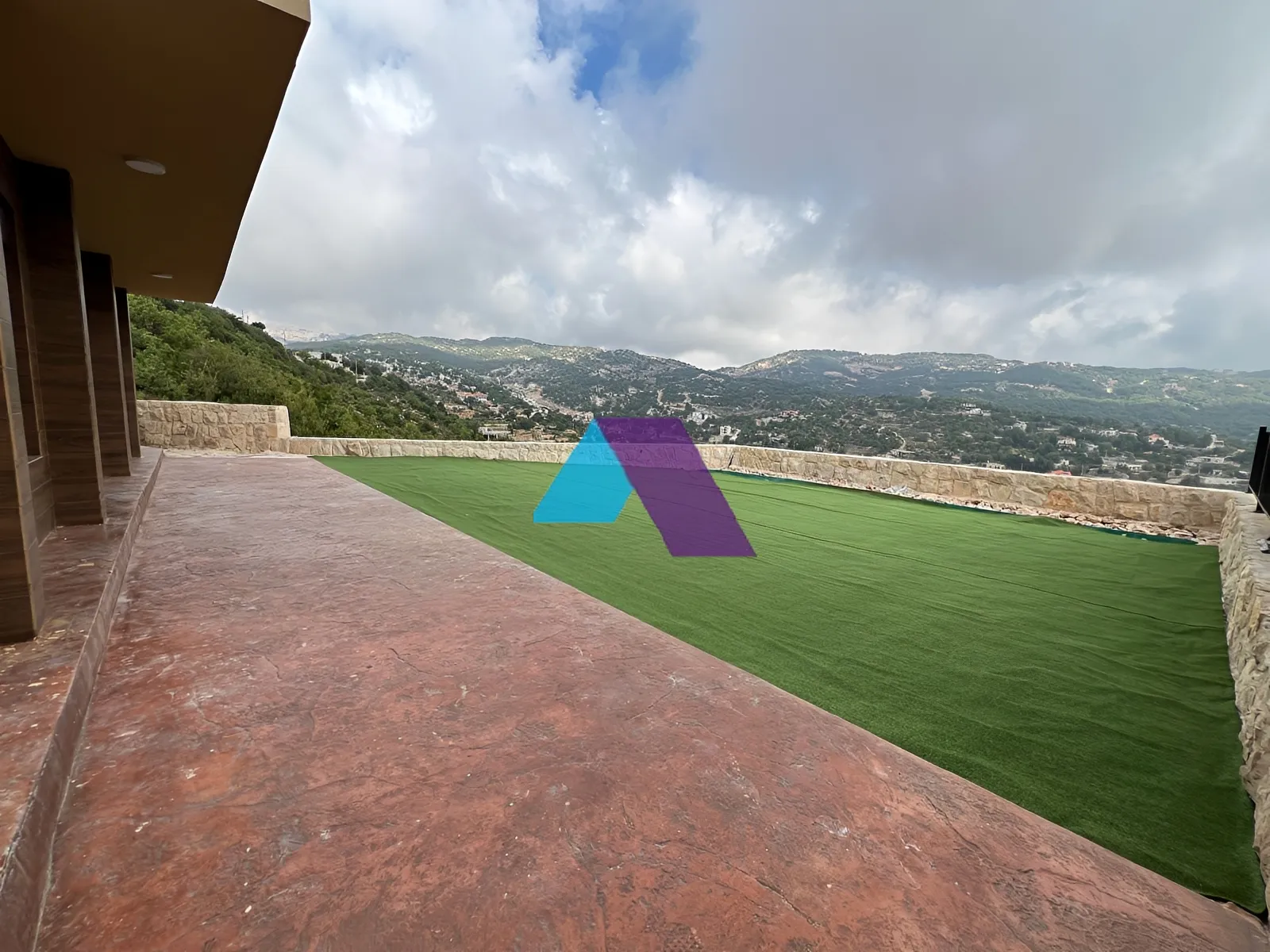 Villa for Sale in Mechmech - 3 bed, 4 bath