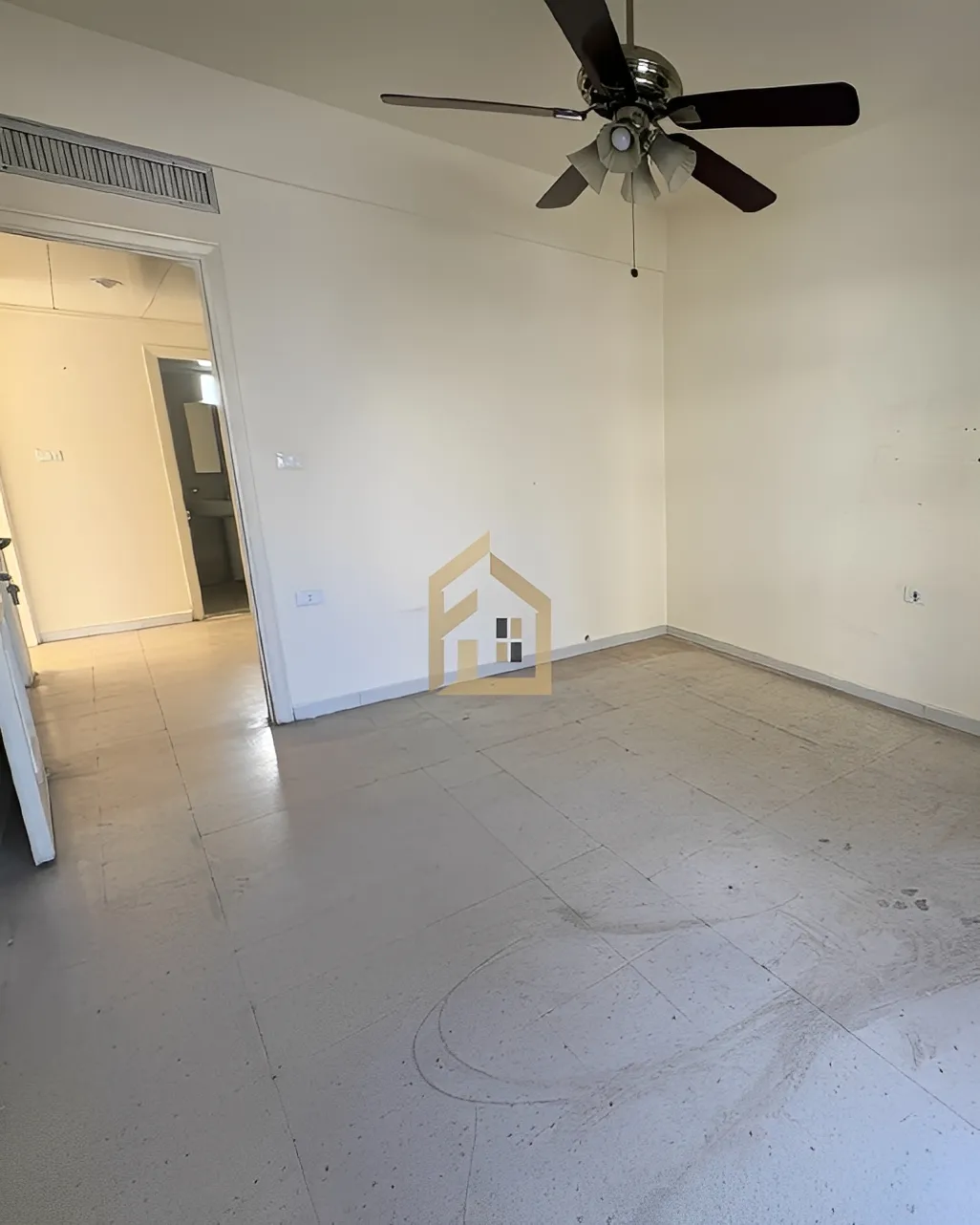 Apartment for Sale in Zarif, Bayrut, Lebanon