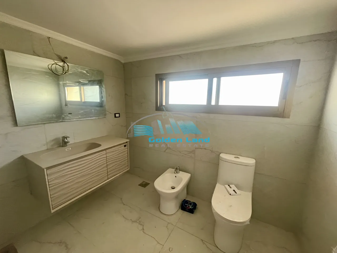 Loft for Sale in Fatqa
