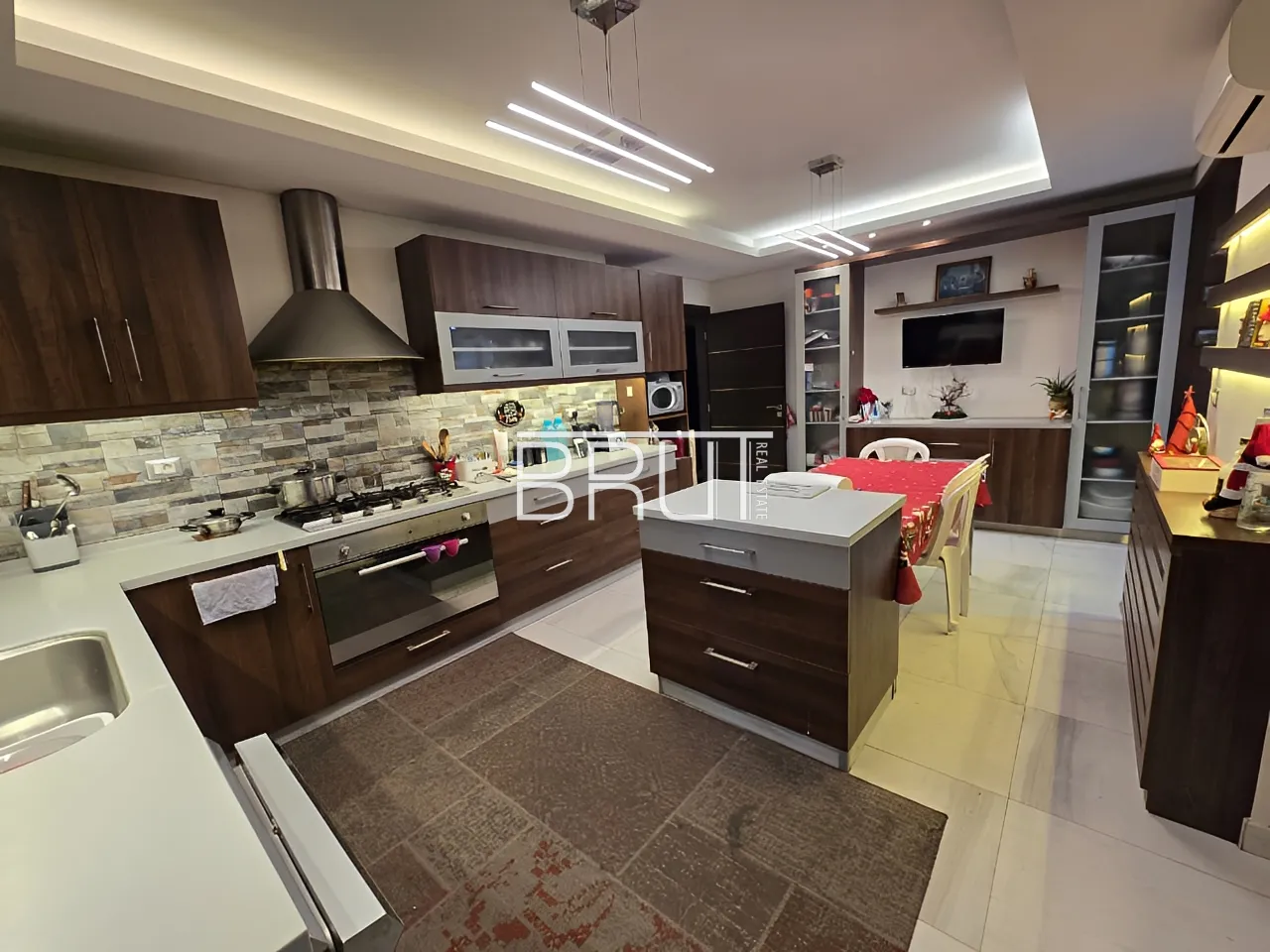 Duplex for Sale in Ballouneh