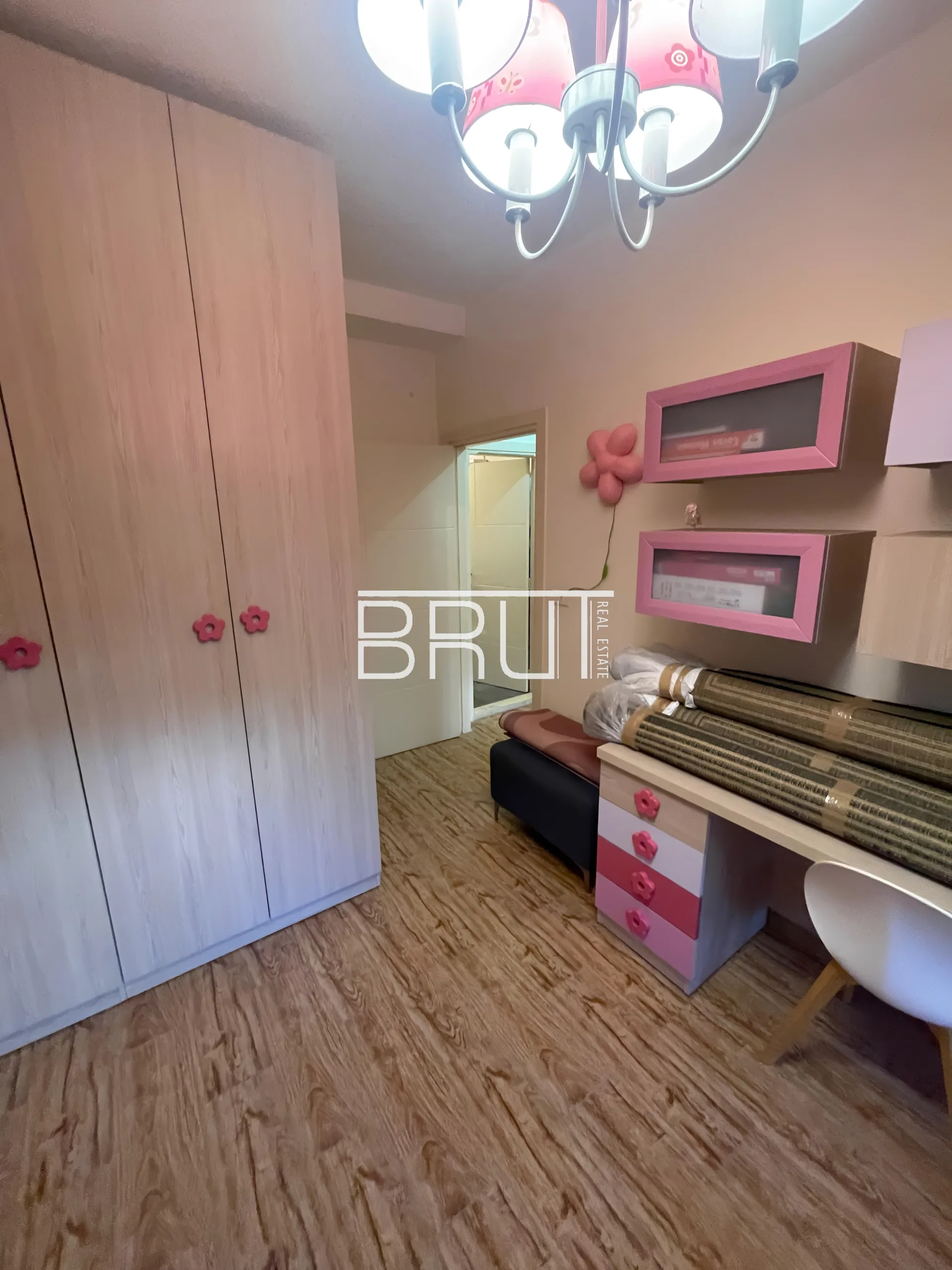Apartment for Sale in Ballouneh