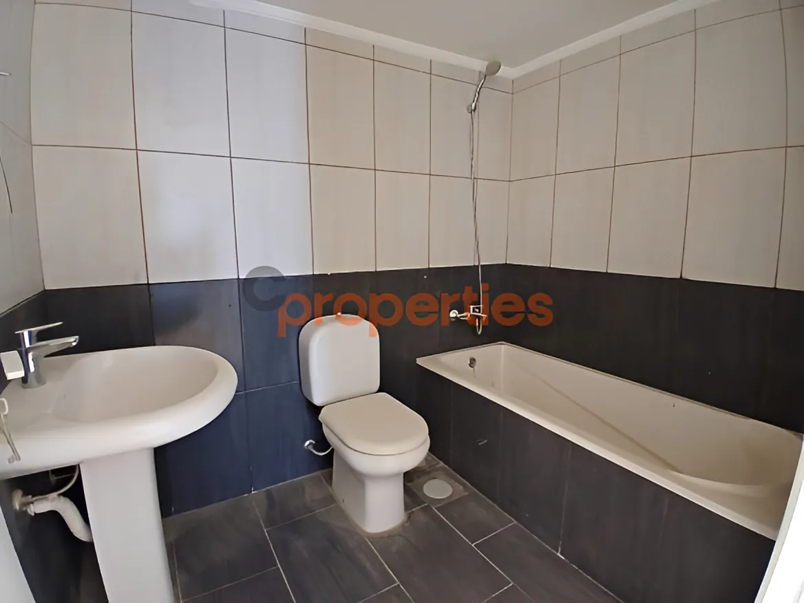 Apartment for Sale in Aaqbiyeh