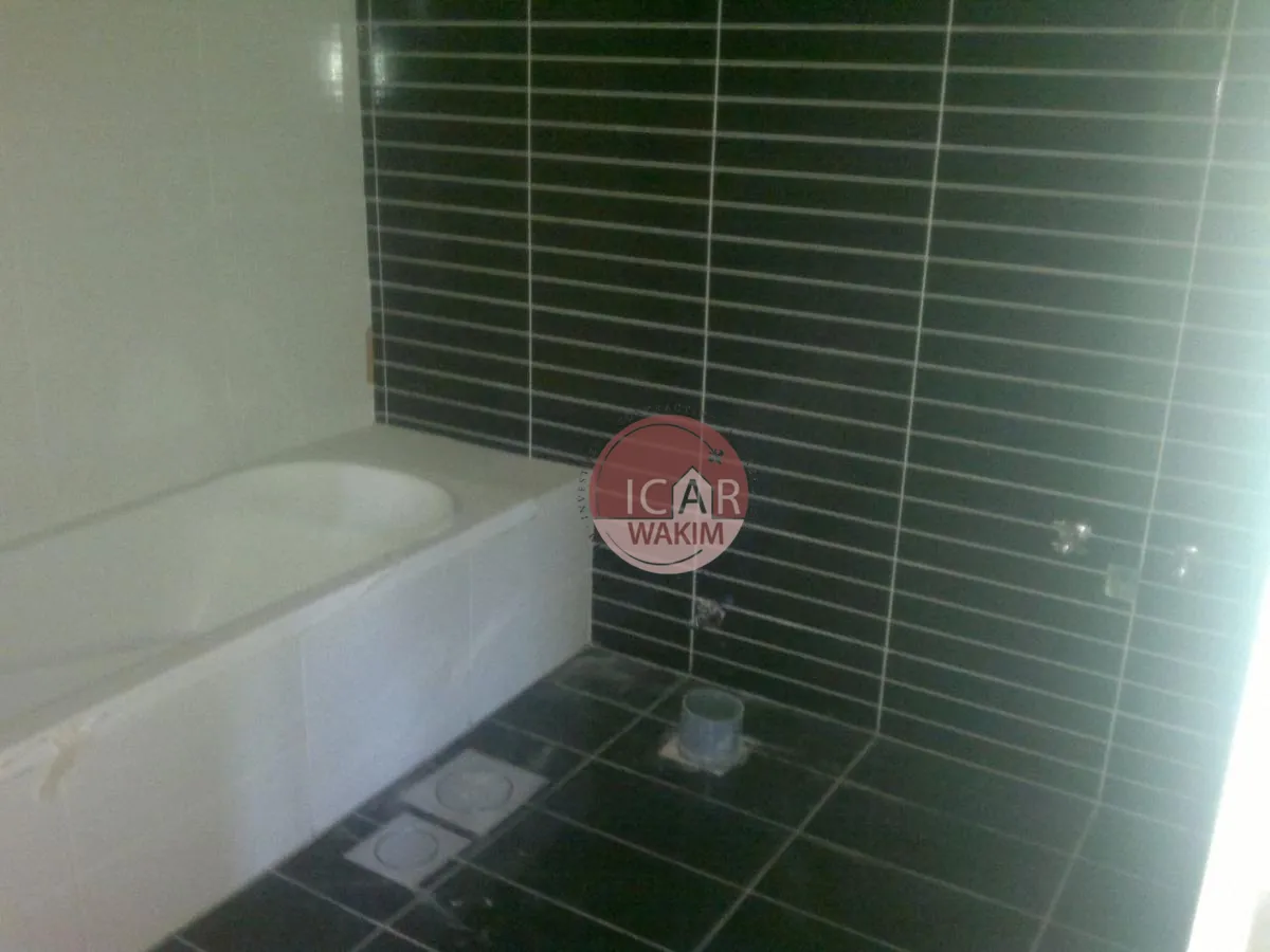 Apartment for Sale in Ballouneh - 3 bed, 3 bath