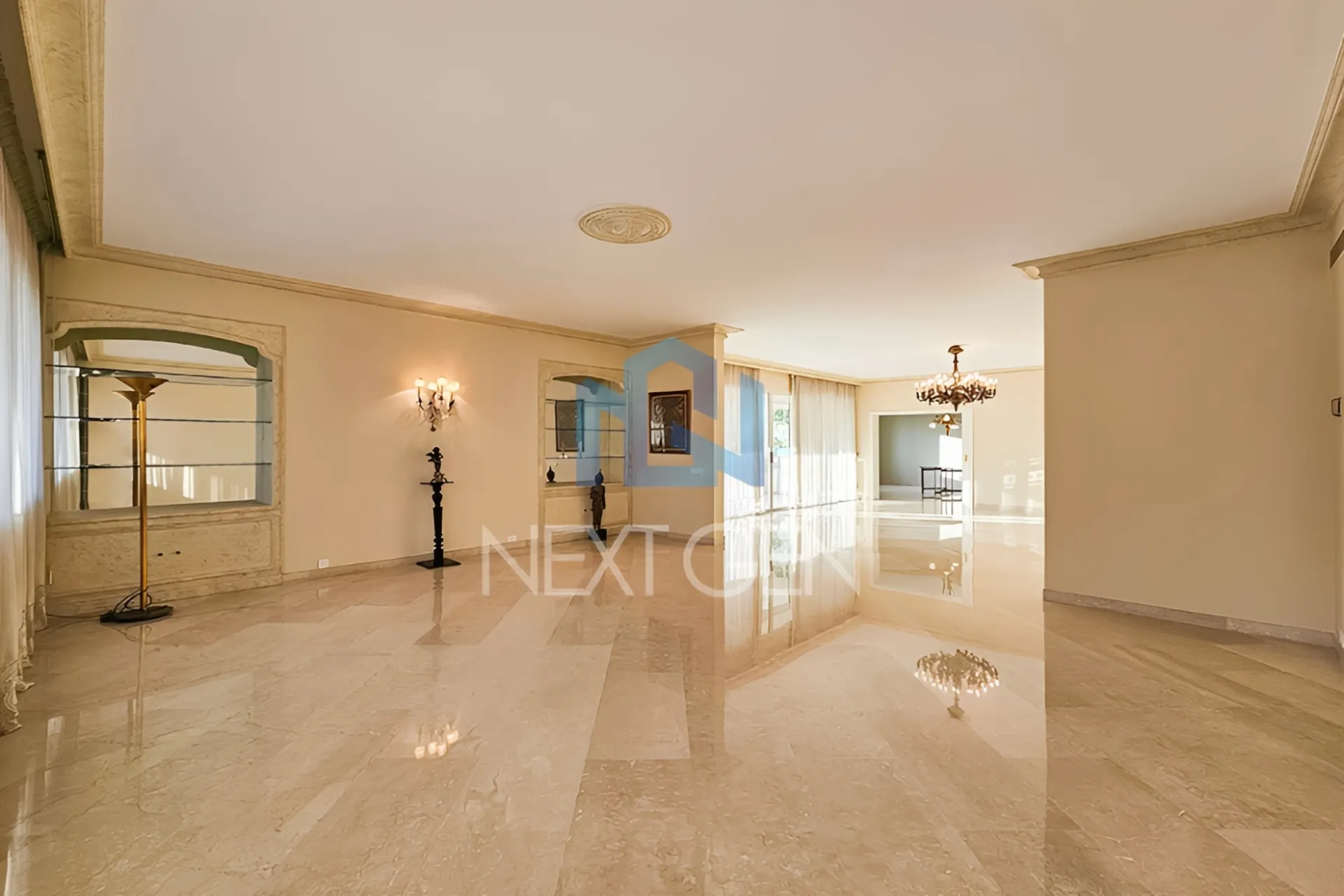 Apartment for rent in Achrafieh, Beirut, Lebanon - 4 bed, 5 bath