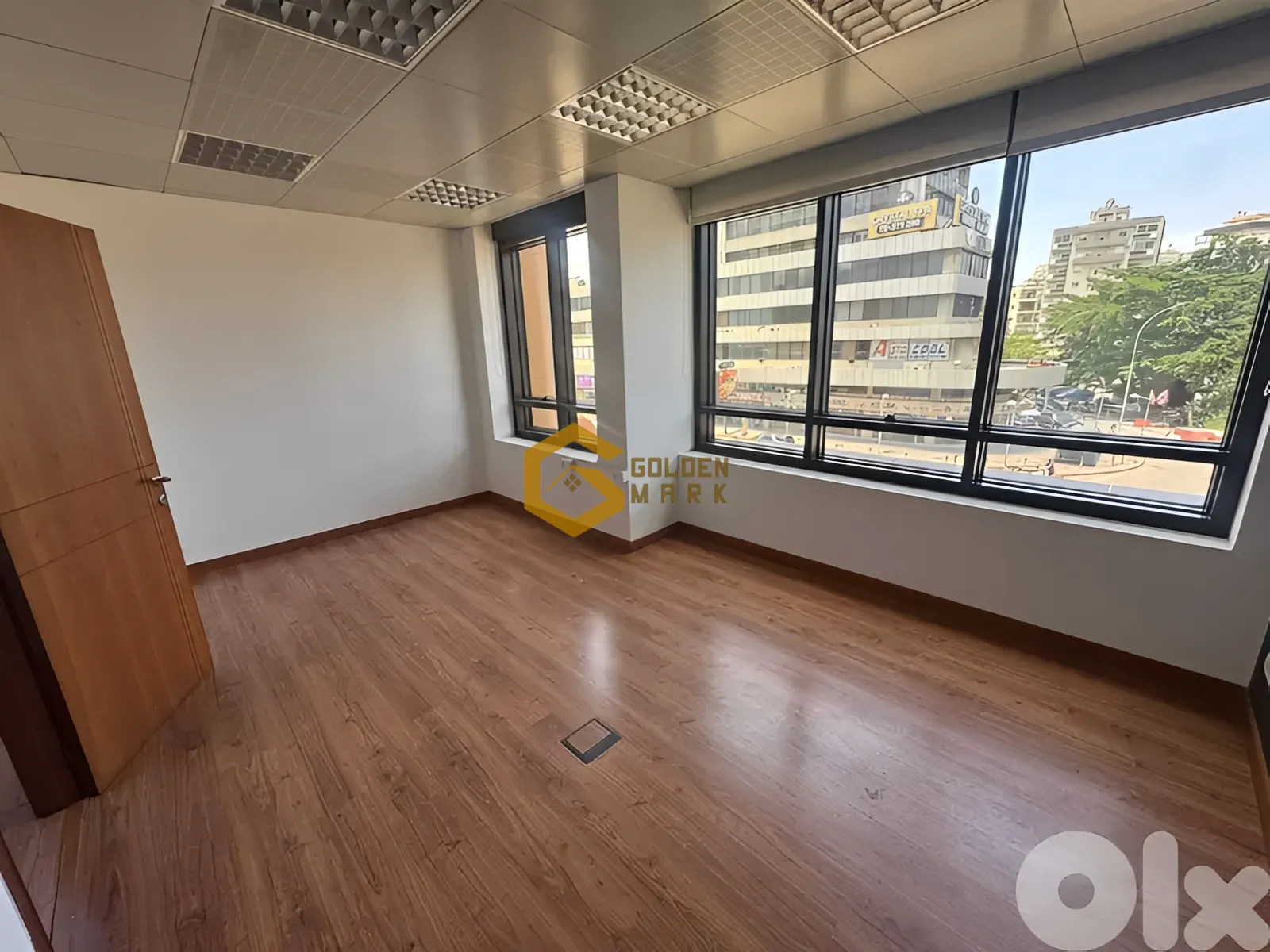 Office for rent in Dekwaneh