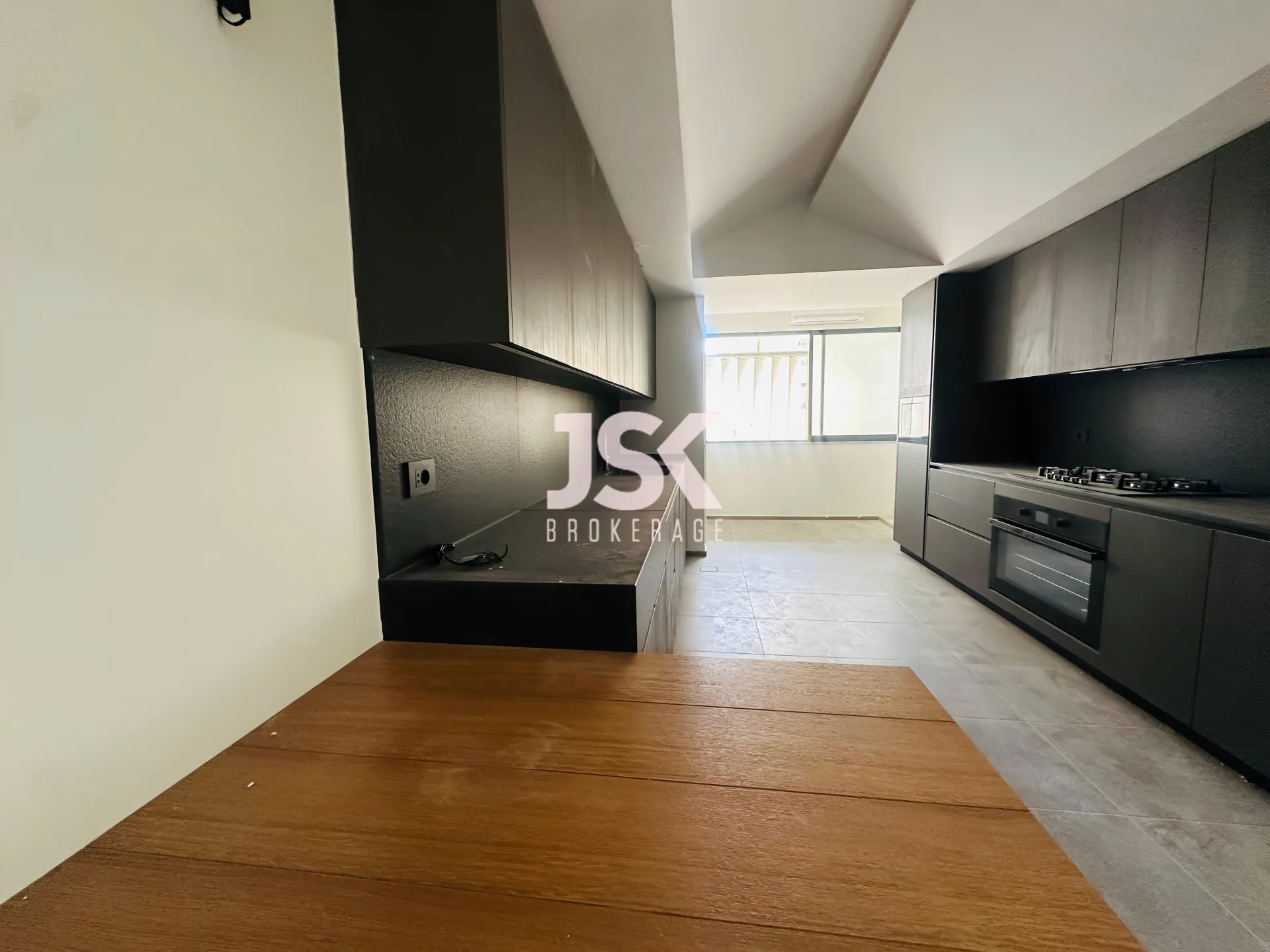 Apartment for Rent in Ras