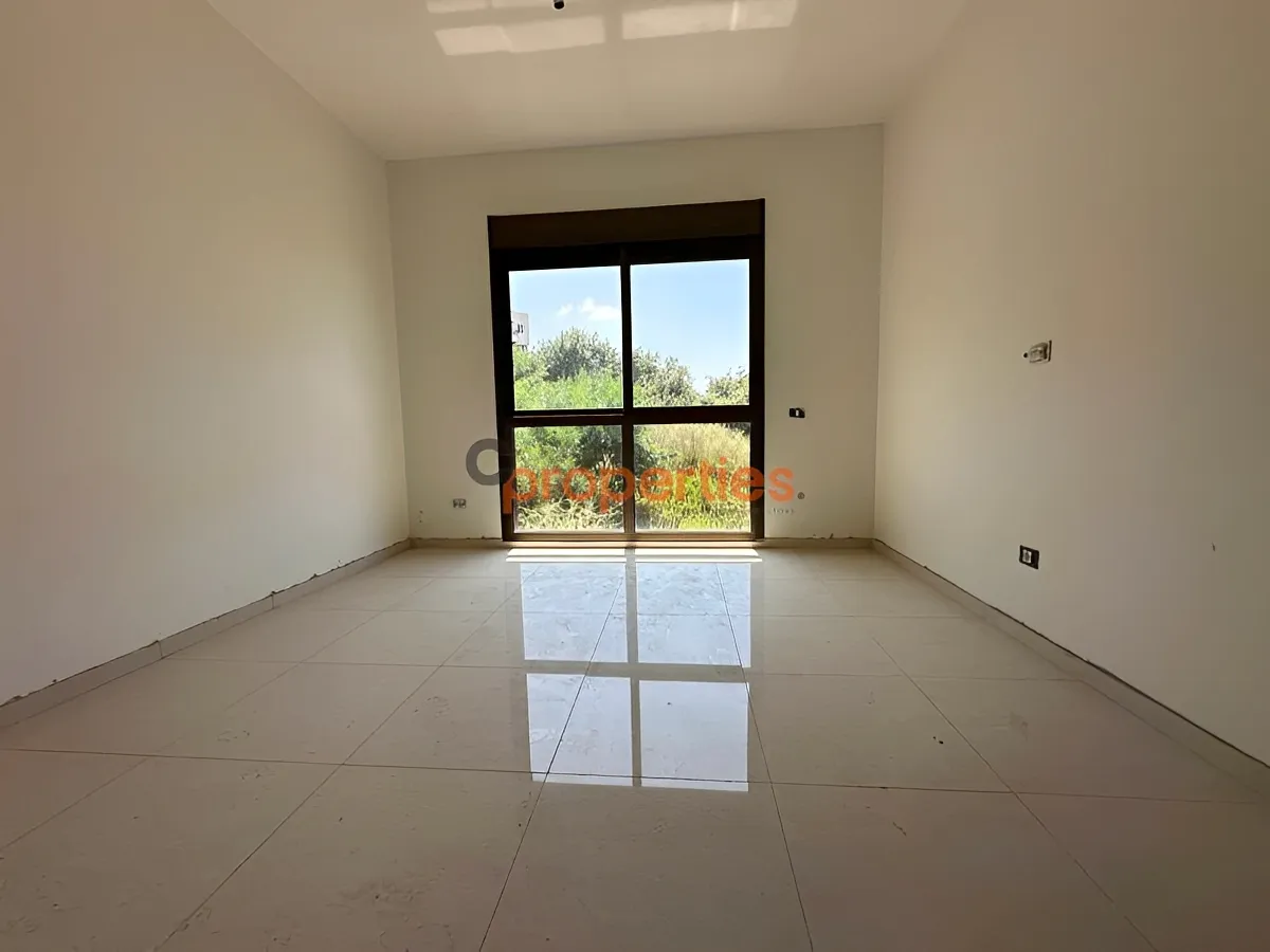 Apartment for Sale in Mtaileb