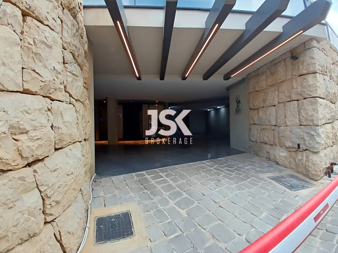Apartment for Sale in Roumieh