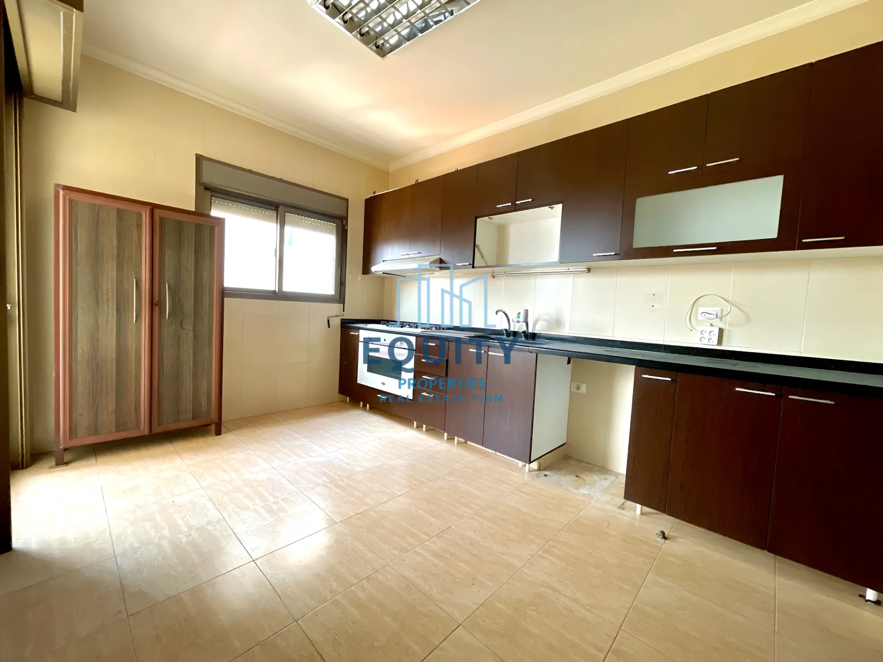 Apartment for rent in Sarba, Lebanon - 3 bed, 4 bath