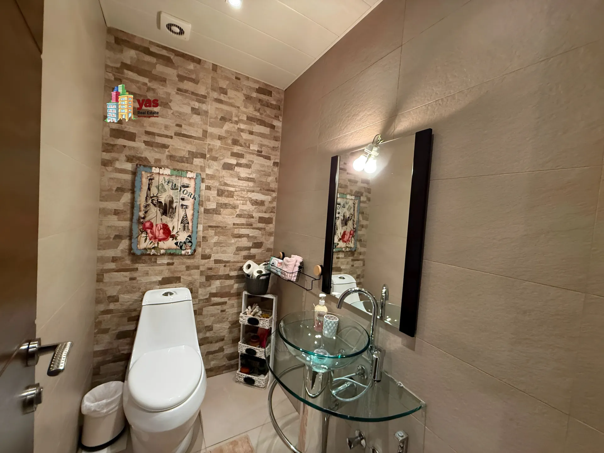 Apartment for Sale in Ballouneh