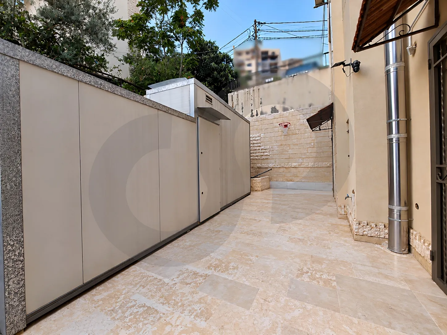 Building for Sale in Daychounieh