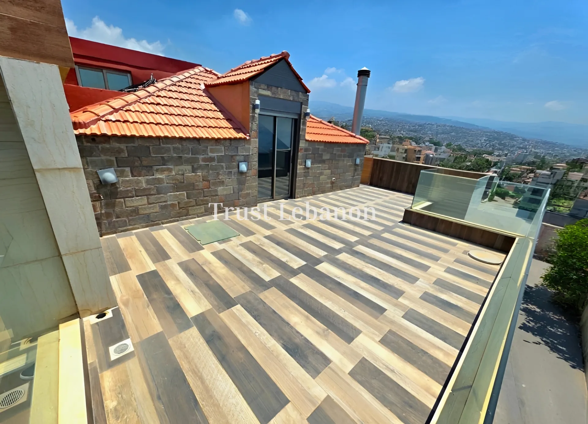 Duplex for rent in Dbayeh, Lebanon - 4 bed, 5 bath