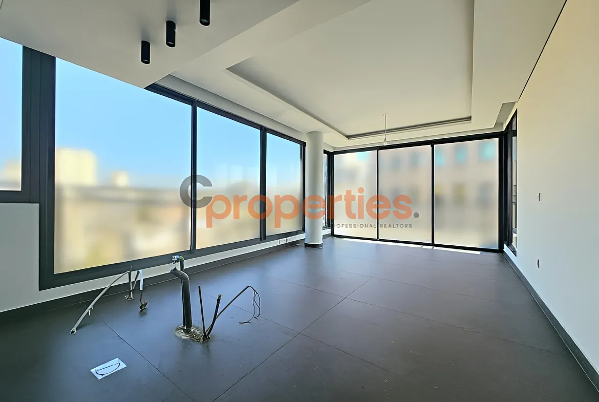 Apartment for Sale in Achrafieh - 3 bed, 4 bath