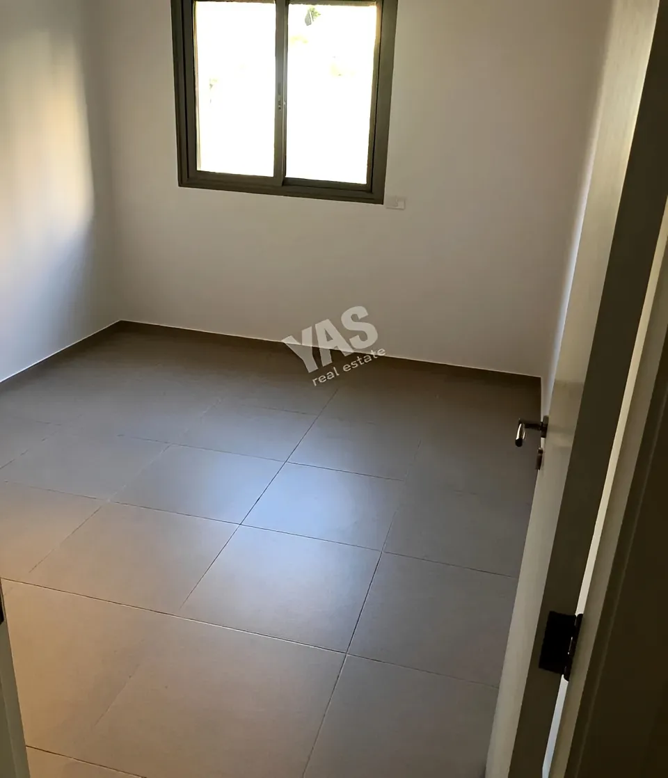 Apartment for Sale in Ballouneh - 4 bed, 4 bath