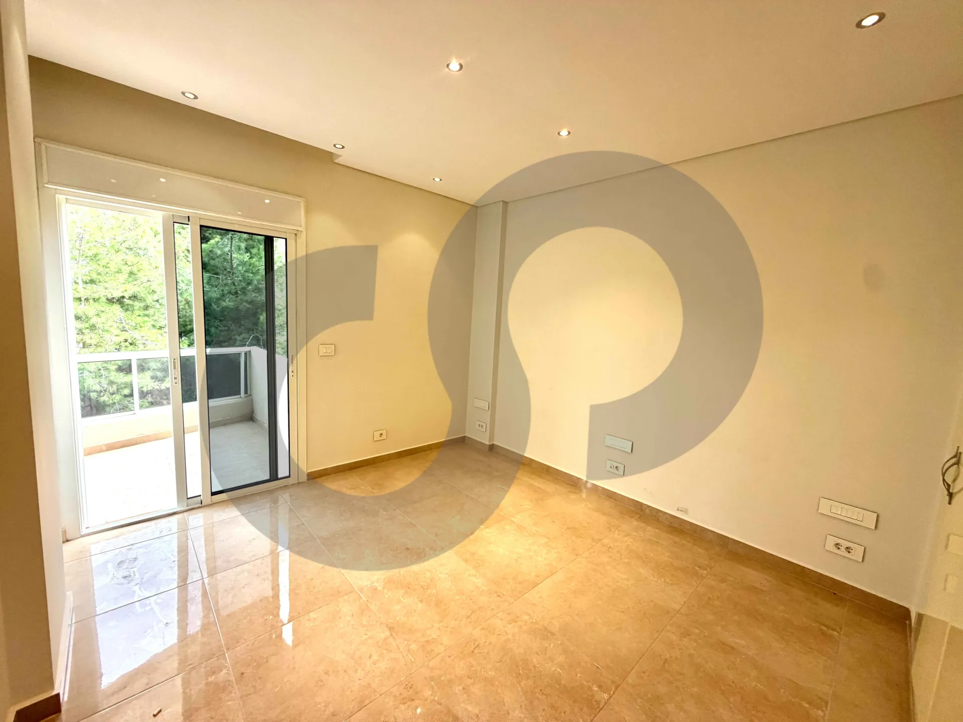 Apartment for Rent in Bsalim