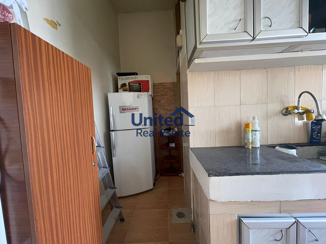 Studio for sale in Sioufi