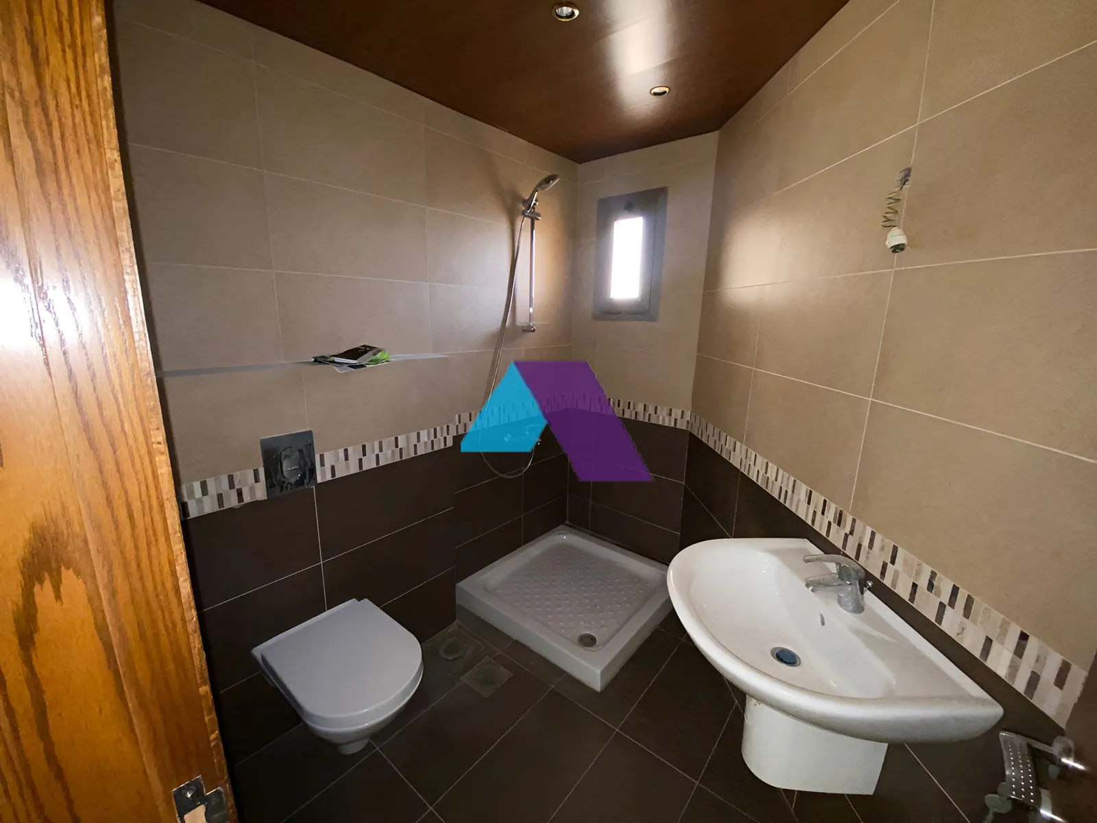 Apartment for Sale in Ballouneh