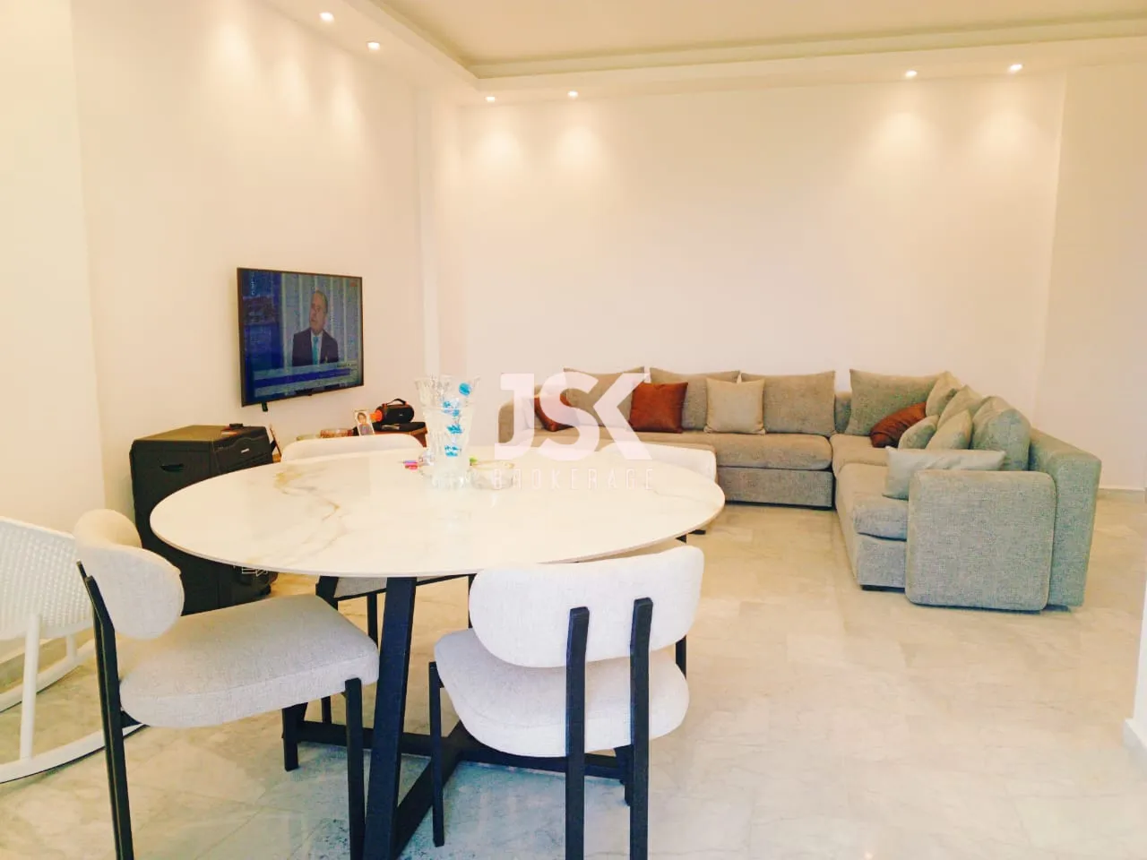 Apartment for Sale in Safra