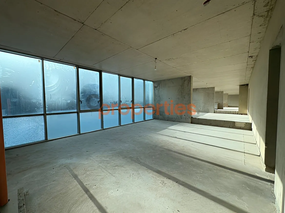 Office for Rent in Louaizeh
