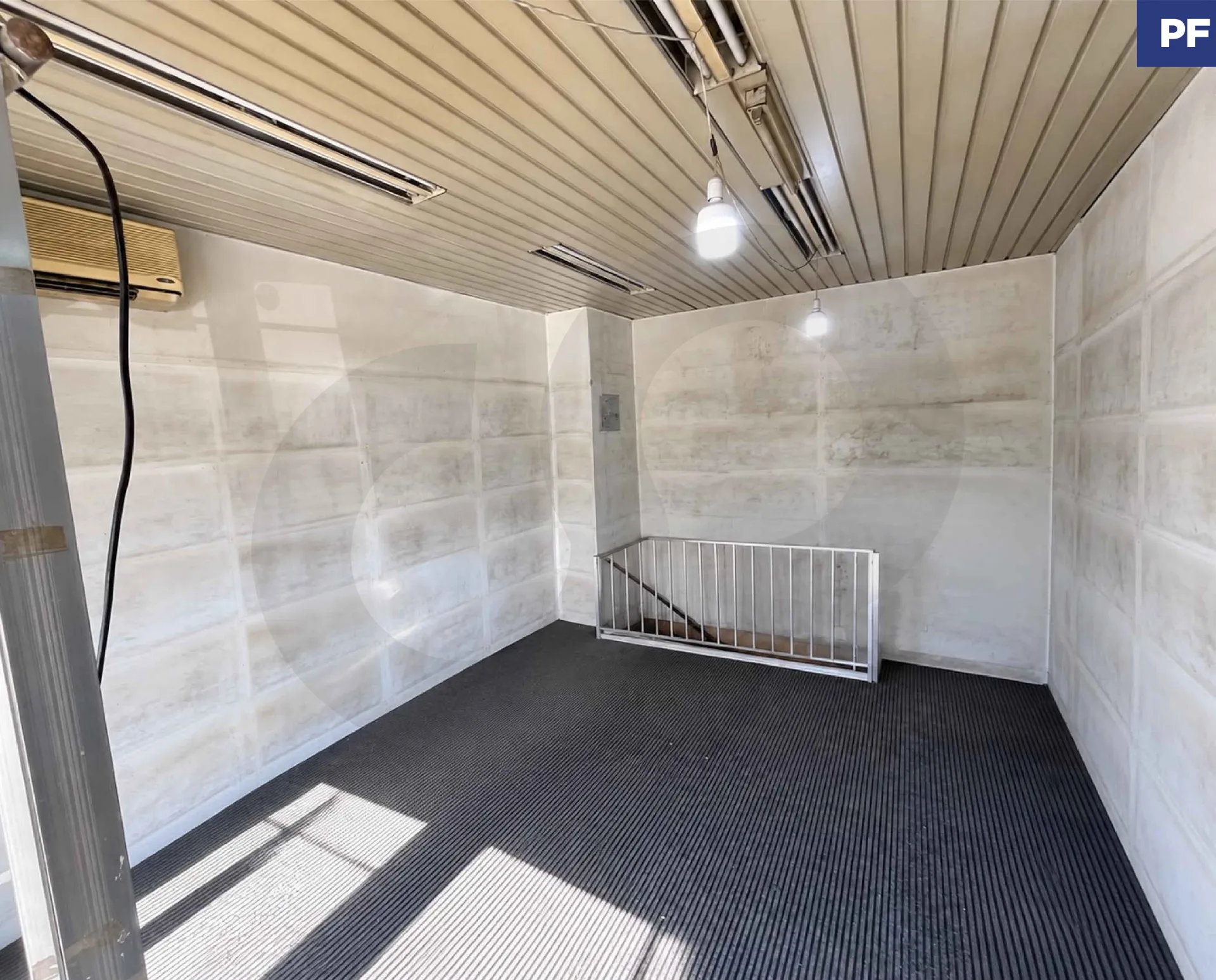 Shop for Rent in Hazmieh