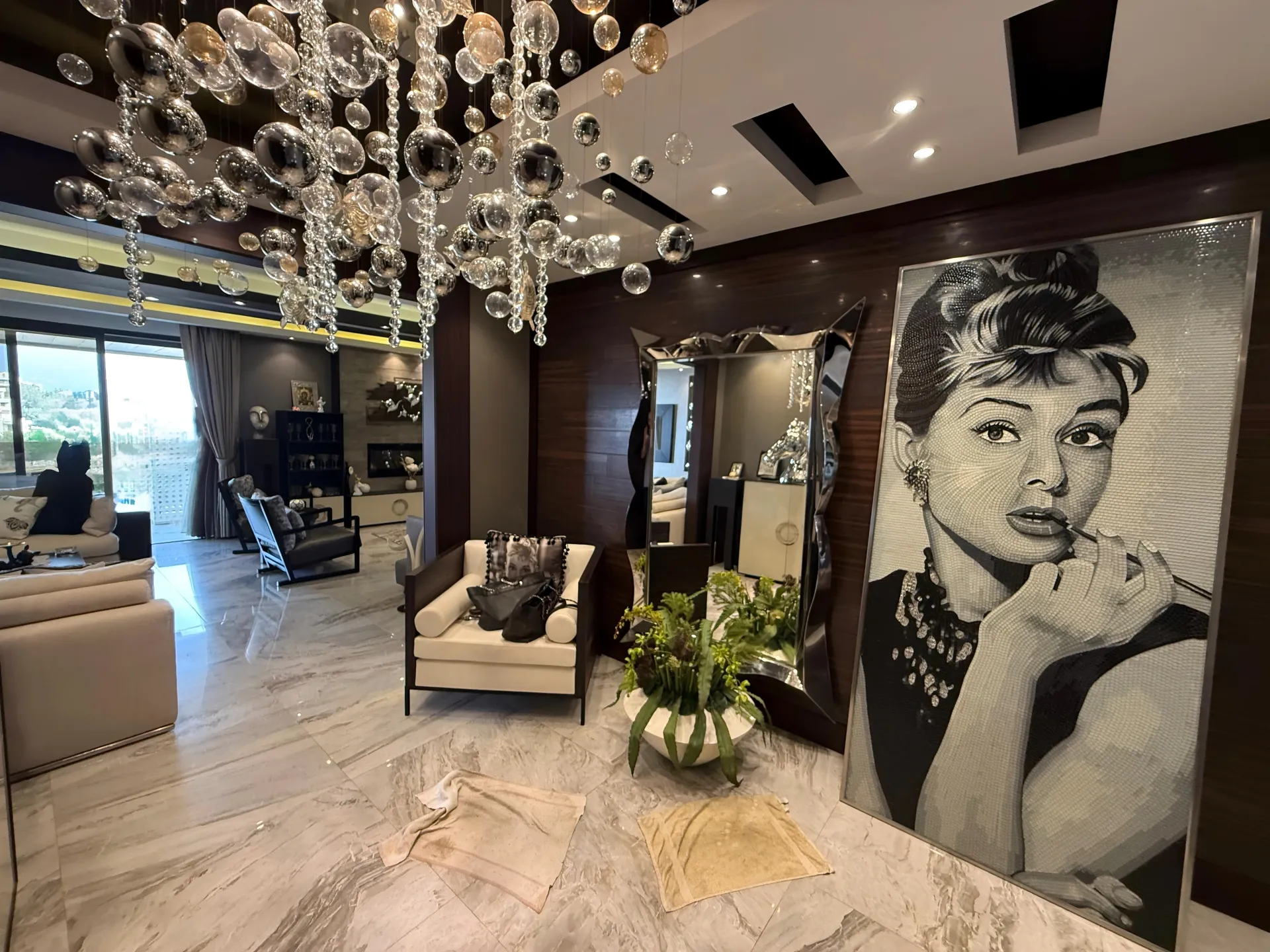 Apartment for Sale in Ballouneh - 4 bed, 5 bath
