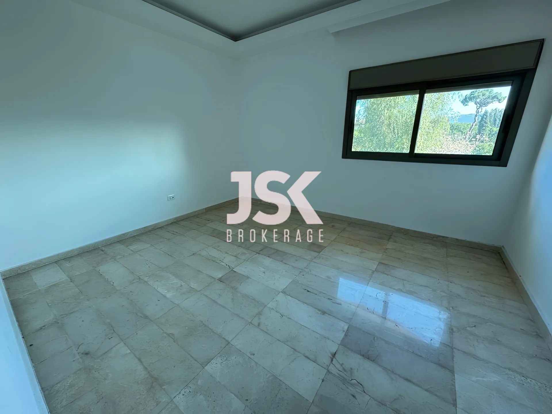 Apartment for Sale in Kaskas, Beirut