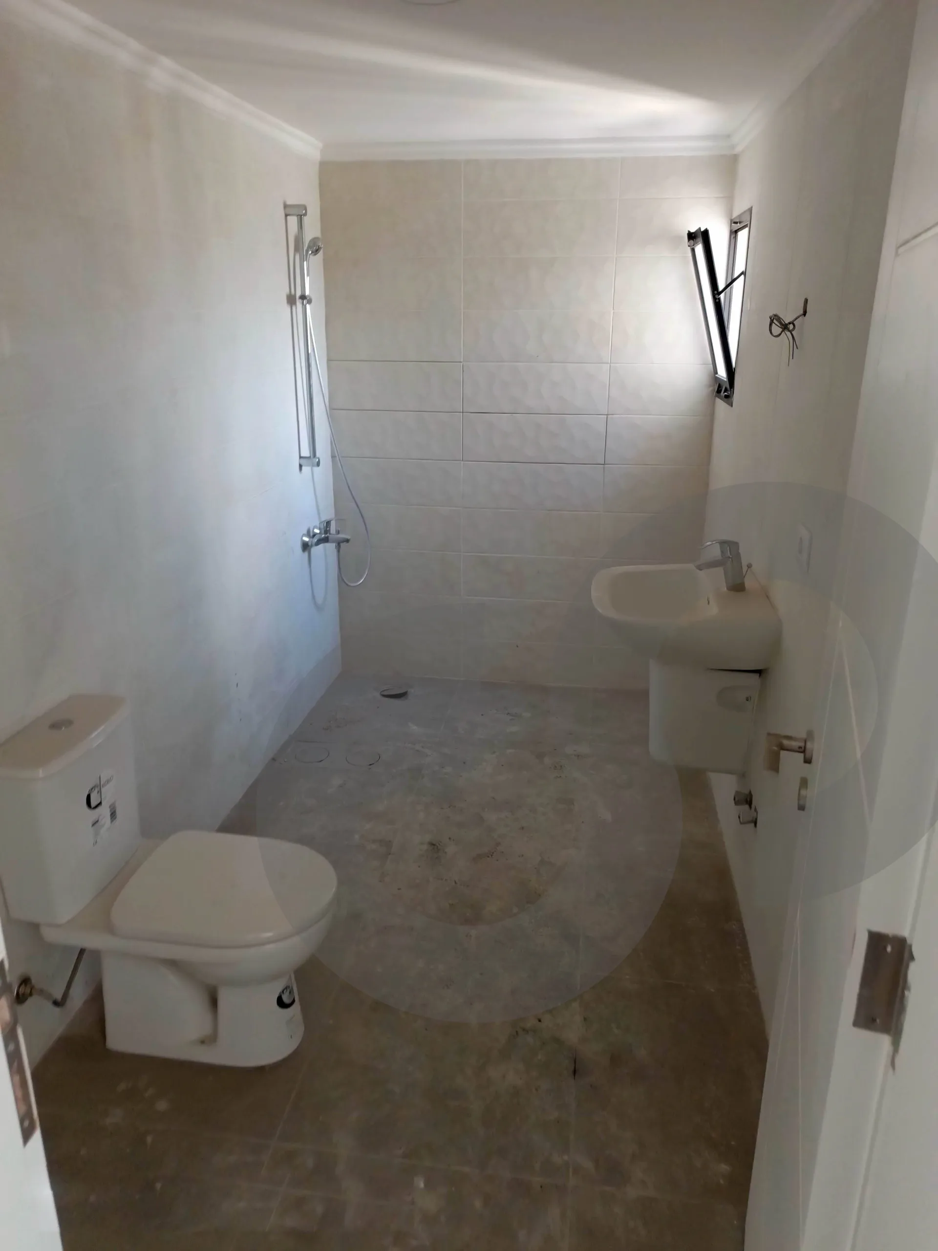 Apartment for Sale in Ain El Remmaneh - 3 bed, 3 bath
